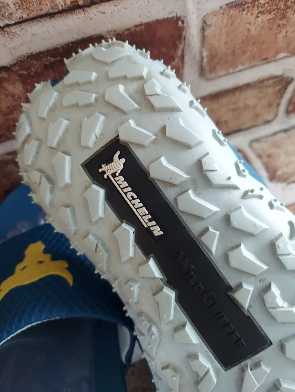 Pre-owned 2022 Under Armour Project Rock Slides